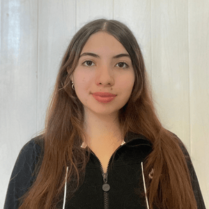 Alisson Delgado teaches Ballet, Preschool Dance and Jazz Dance classes at Allegro Music & Dance in Tucson.